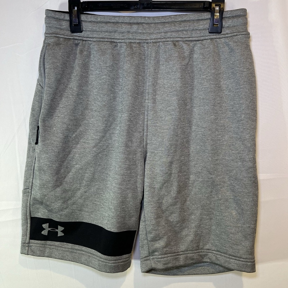 Mens Size Large Under Armour Training / Sweat Shorts - Gray and Black -Fitted